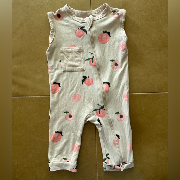 Kyte BABY Other - Kyte BABY Peach Print Jumpsuit